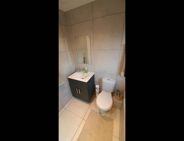 3 BEDROOM TOWNHOUSE FOR SALE IN KYALAMI HILLS